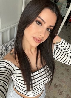 Parlaa - escort in İstanbul Photo 5 of 8