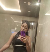 Parmika Indipendent Meet & Cam 24 Hrs - puta in Hyderabad