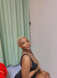 Parriy - puta in Guangzhou Photo 3 of 3