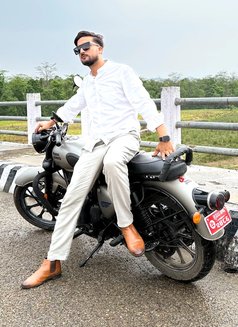 Parry - Male escort in Faridabad Photo 1 of 1