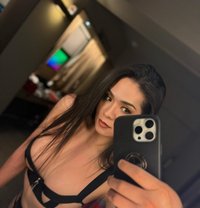 Parteeeee with me! - Transsexual escort in Kuala Lumpur