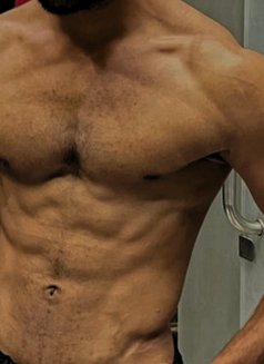 Parth - Male escort in Chandigarh Photo 3 of 5