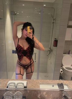 Wet and wild Lana! - escort in Hong Kong Photo 13 of 16