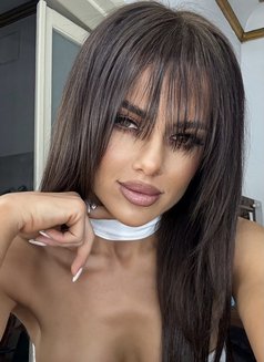 Party Girl Charlotte - escort in London Photo 4 of 4