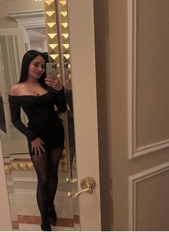 Daniela HotParty is Back - escort in Hong Kong Photo 4 of 11