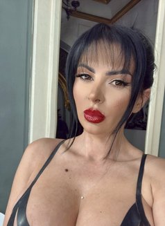 Party Girl Nancy - escort in London Photo 2 of 6