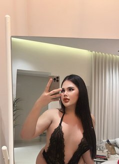 Party Ladyboy good top and bottom - masseuse in Riyadh Photo 6 of 7