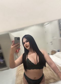 Party Ladyboy good top and bottom - masseuse in Riyadh Photo 7 of 7