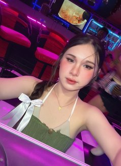Party - Acompañantes transexual in Pattaya Photo 3 of 5