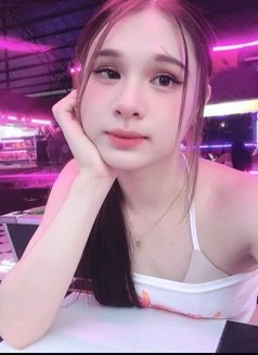 Party - Acompañantes transexual in Pattaya Photo 5 of 5