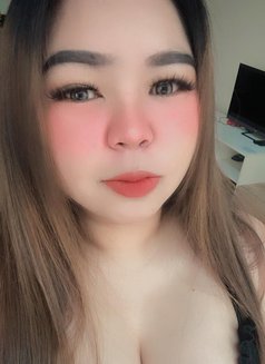 Party massage full service - escort in Al Manama Photo 1 of 24