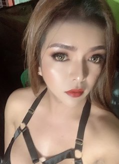Party Ts Trixie - Transsexual escort in Makati City Photo 4 of 5
