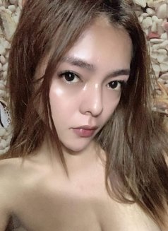 Party Ts Trixie - Transsexual escort in Makati City Photo 5 of 5