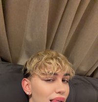 Party - Male escort in Riyadh
