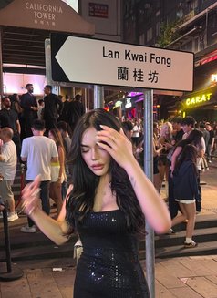 Partygirl Kassandrakate (GFE) - Acompañantes transexual in Hong Kong Photo 1 of 30