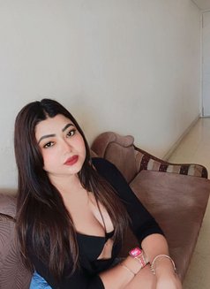 Parul Independent Girl in Delhi - puta in New Delhi Photo 3 of 5