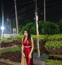Parul Independent Girl in Delhi - puta in New Delhi Photo 5 of 5