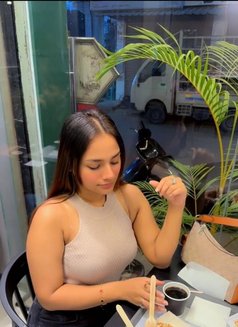Parul - escort in Hong Kong Photo 4 of 7