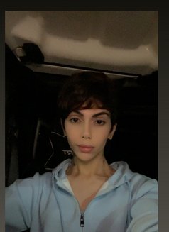 Parvin Ali - Male escort in Dubai Photo 1 of 21
