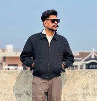 Parwaan S - Male escort in Dubai