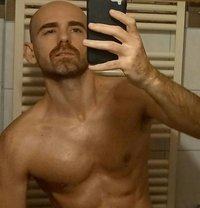 Pasc Massage - Male escort in Paris