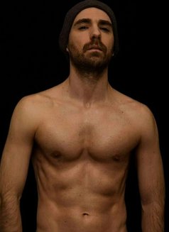 Pasc Massage - Male escort in Paris Photo 4 of 4