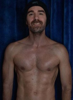 Pasc Massage - Male escort in Zürich Photo 3 of 4