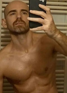 Pasc Massage - Acompañantes masculino in Milan Photo 3 of 4