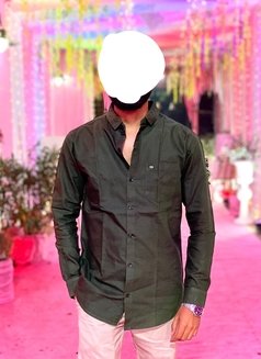 Passion Hunter For YOU - Male escort in Mumbai Photo 1 of 3