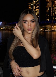 PASSIONATE A R C I - Transsexual escort agency in Sydney Photo 7 of 21
