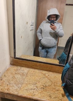 Passionate - Male escort in Gurgaon Photo 1 of 3
