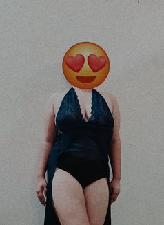 Aditi indipendent - escort in New Delhi Photo 3 of 9
