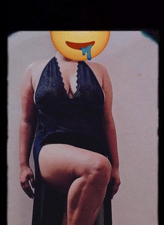 Aditi indipendent - escort in New Delhi Photo 8 of 9