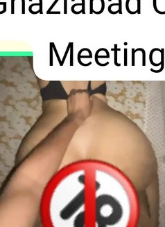 Passionate Varun from Delhi - Male escort in New Delhi Photo 9 of 11
