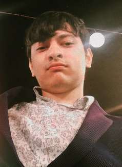 Passionately Sublime - Acompañantes masculino in Mumbai Photo 3 of 4