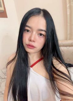 Cute PAT - puta in Muscat Photo 3 of 7