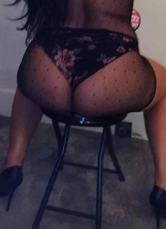 Patcha - puta in Dubai Photo 21 of 27