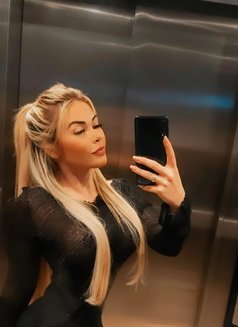Patricia - escort in São Paulo Photo 2 of 10