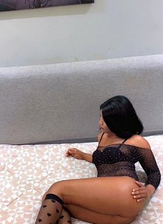 Patricia - dominatrix in Cairo Photo 2 of 4