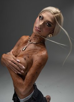 Patricia Grey - Transsexual escort in Kuala Lumpur Photo 2 of 10
