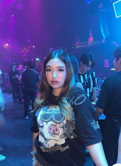Patricia (New) - masseuse in Bangkok Photo 3 of 5