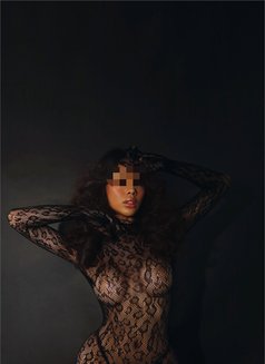 Patricia - escort in Madrid Photo 4 of 4