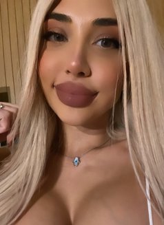 Patriciaa - escort in Beirut Photo 2 of 6