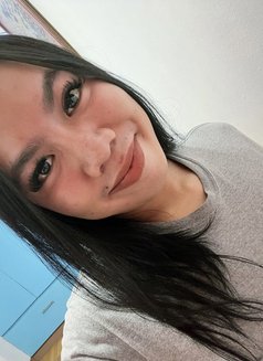 Patriciaaquinooo - Transsexual escort in Manila Photo 5 of 6