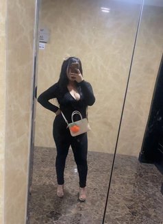 Patty massage full service - masseuse in Al Manama Photo 15 of 15