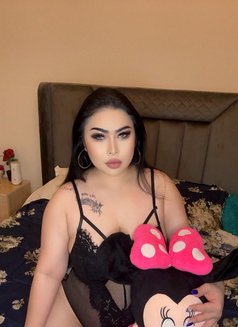Patty - escort in Al Manama Photo 6 of 15