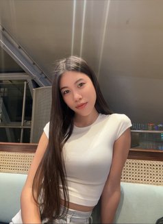Patty - escort in Hong Kong Photo 5 of 6
