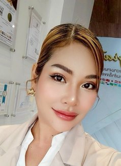 Sonia - puta in Pattaya Photo 2 of 18