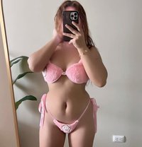 Pau - escort in Manila