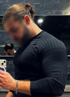 Paul Playboy - Male escort in Dubai Photo 3 of 3